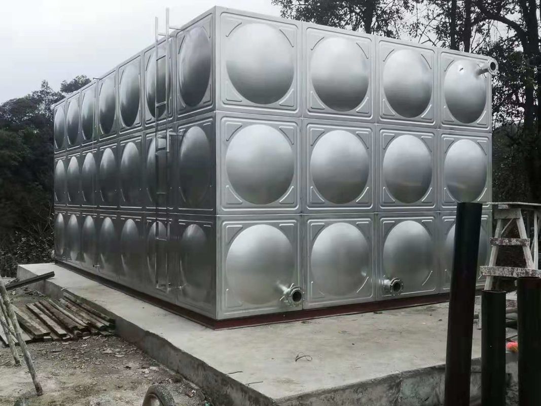 隔離された磨き不鋼水タンク 1.0MPa 0.6MPa 屋外用