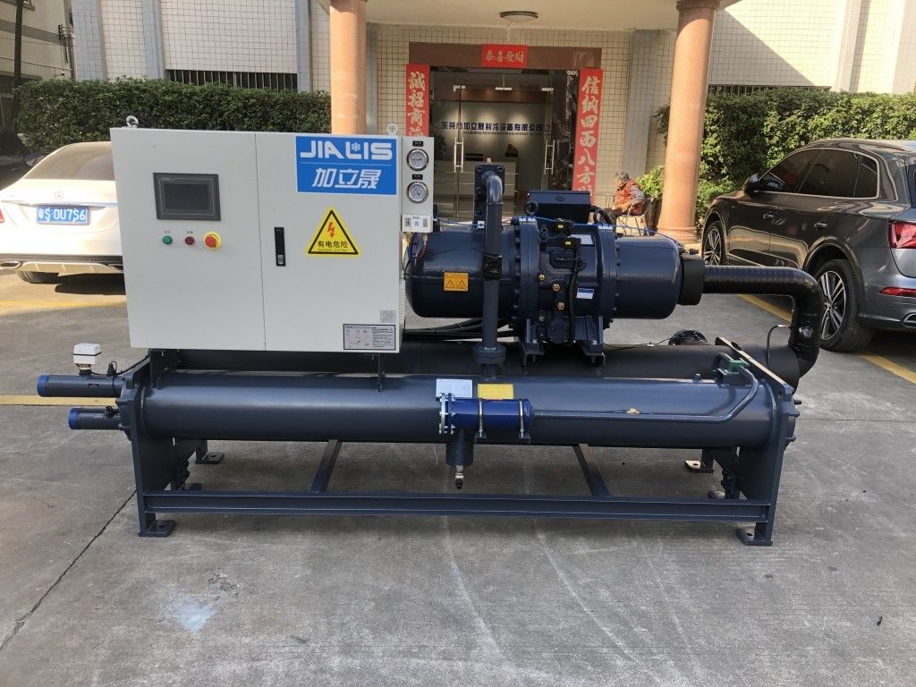 ビッツァー / ハンベル スクリューチラー 380-415V 52.5kw コンプレッサー 水冷却 温度範囲 5-35.C